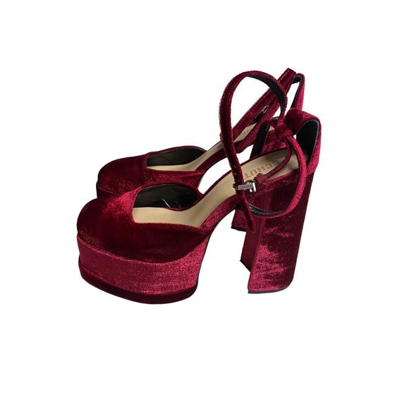 Schutz Luan Pump in Bordo Size 8 NIB - Picture 1 of 7